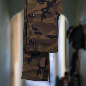 686 Everywhere Featherlight Pants Camo Slim Fit